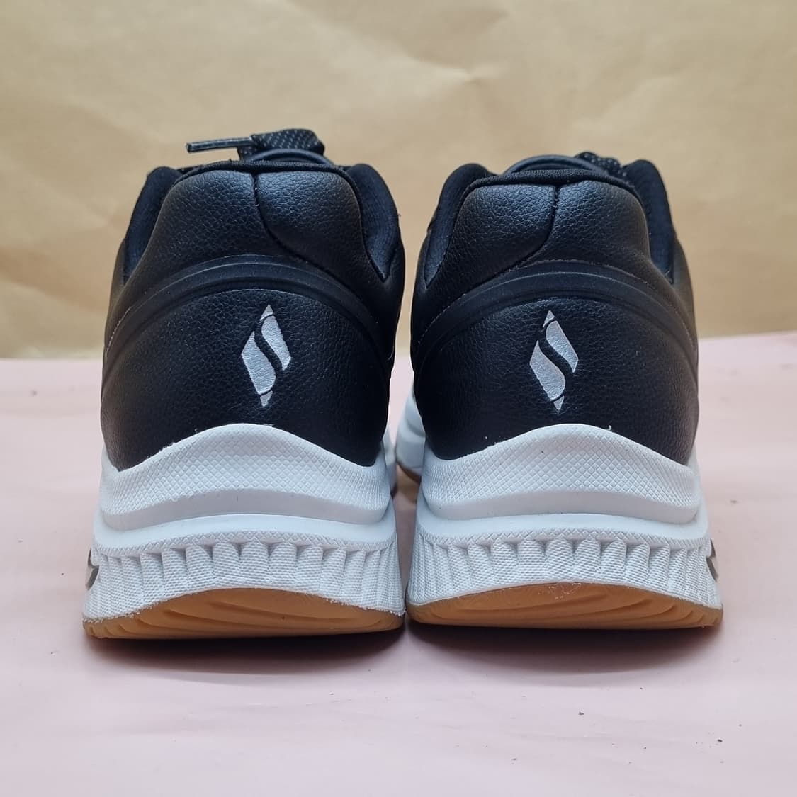 스케쳐스 아치핏 여성운동화245 상품이미지4