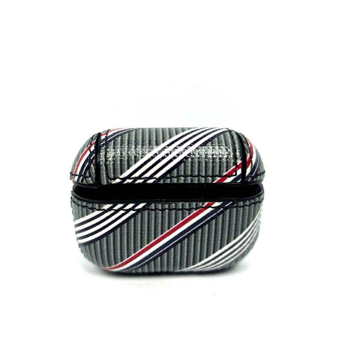 톰브라운 모노그램 코팅 에어팟 케이스 상품이미지2