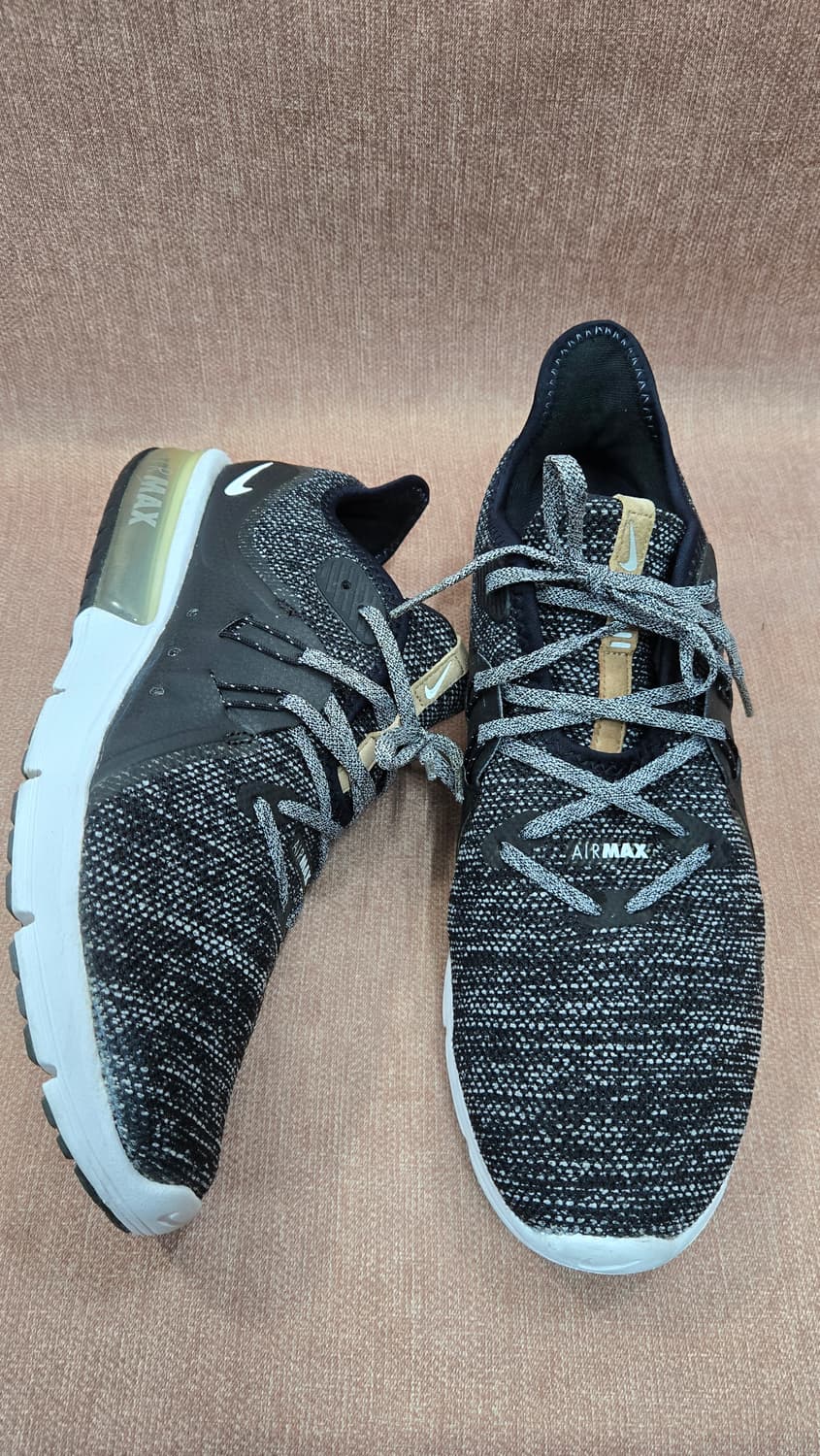 나이키 285mm- 에어맥스 시퀀트 운동화 블랙/화이트 상품이미지1