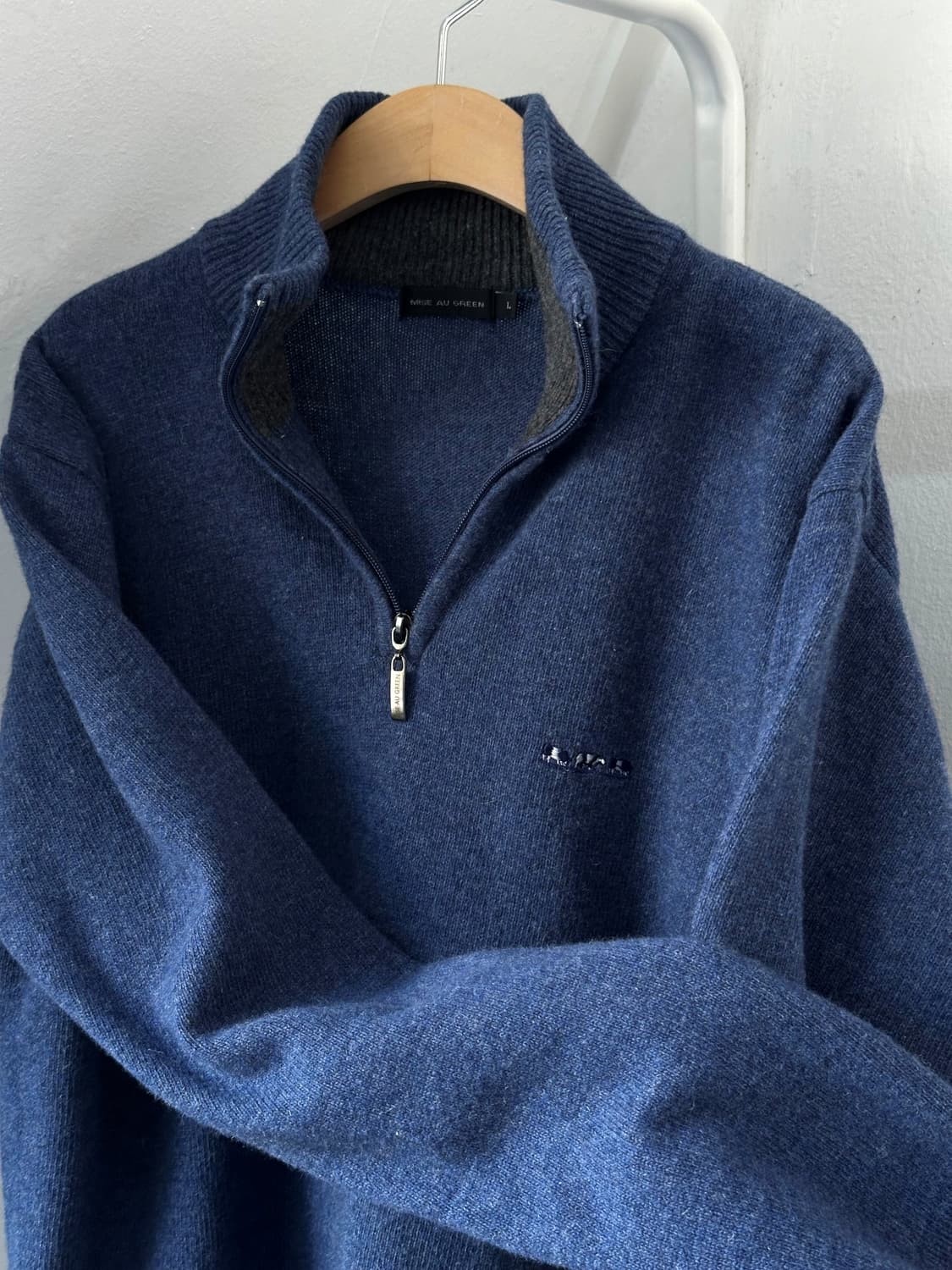 Brushed fabric design zip knit P/O 상품이미지1