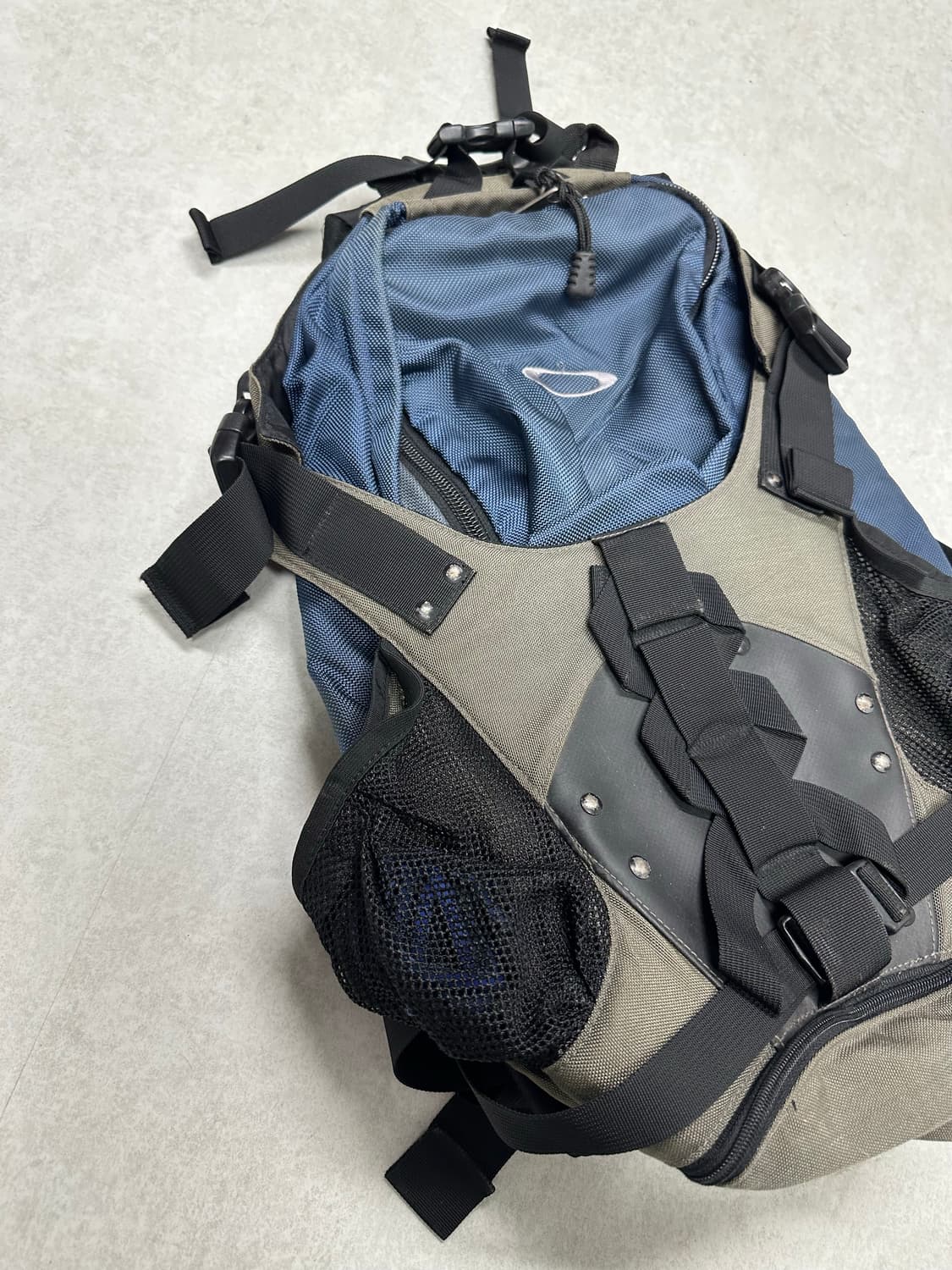 오클리 테크니컬 백팩  상품이미지3