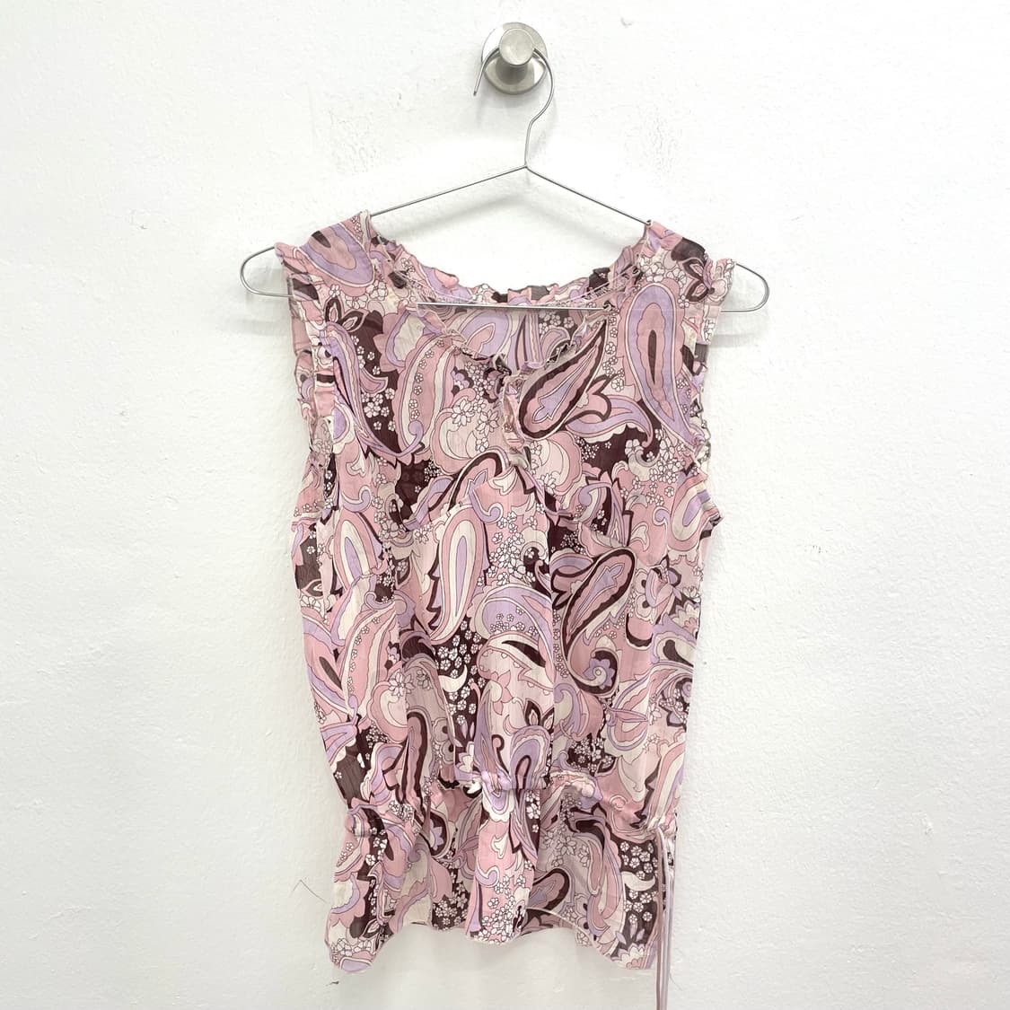 Pink paisley sleeveless top 상품이미지1