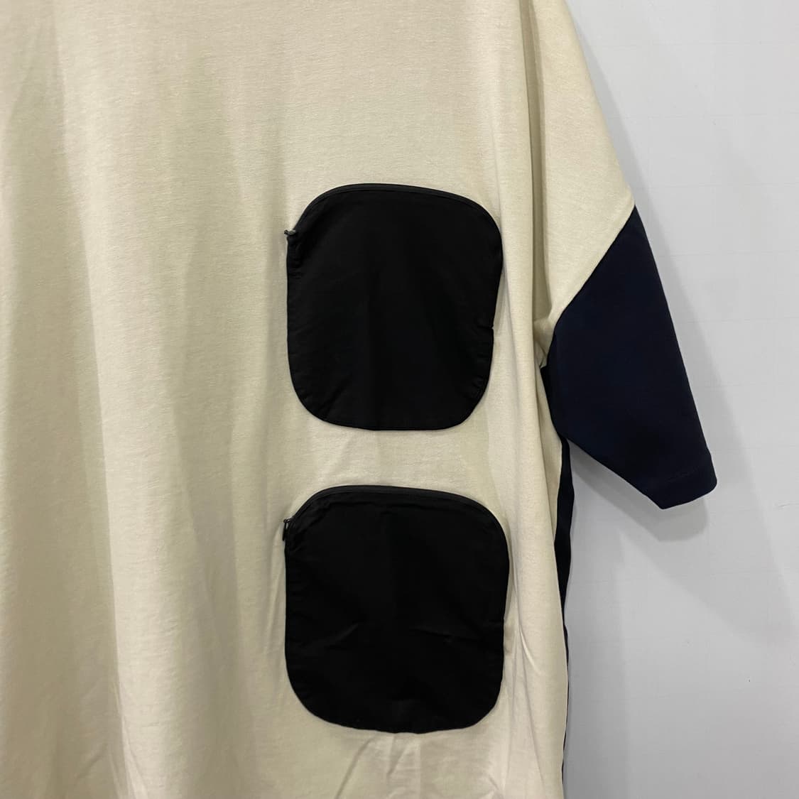 COS 패턴 반팔 티셔츠(XL) 상품이미지3