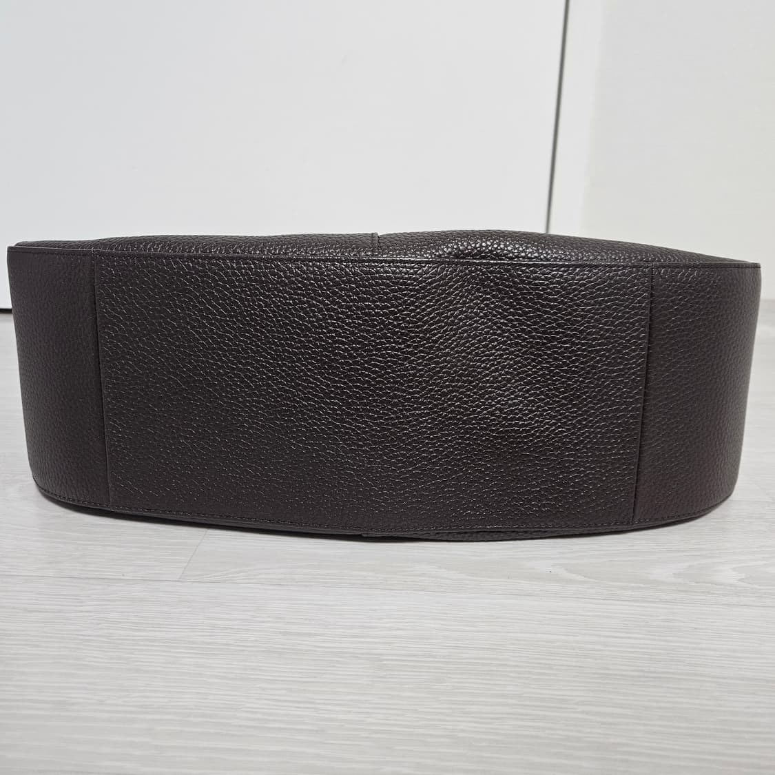 애프터프레이 크레센트 레더백 브라운 상품이미지9