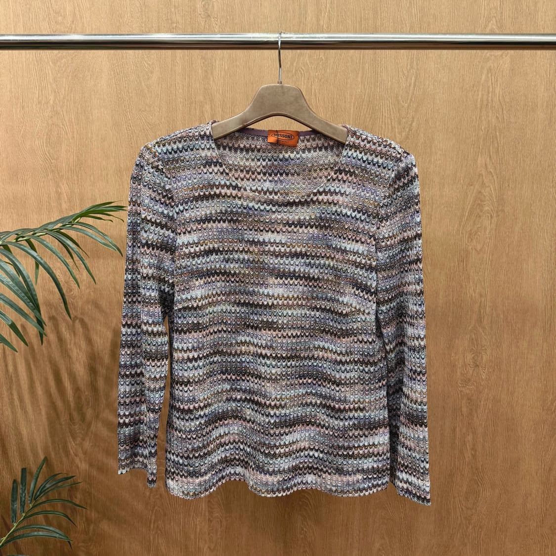 미쏘니 긴팔 니트 롱슬리브 지그재그 패턴 디테일 라운드넥 멀티 컬러 상품이미지1