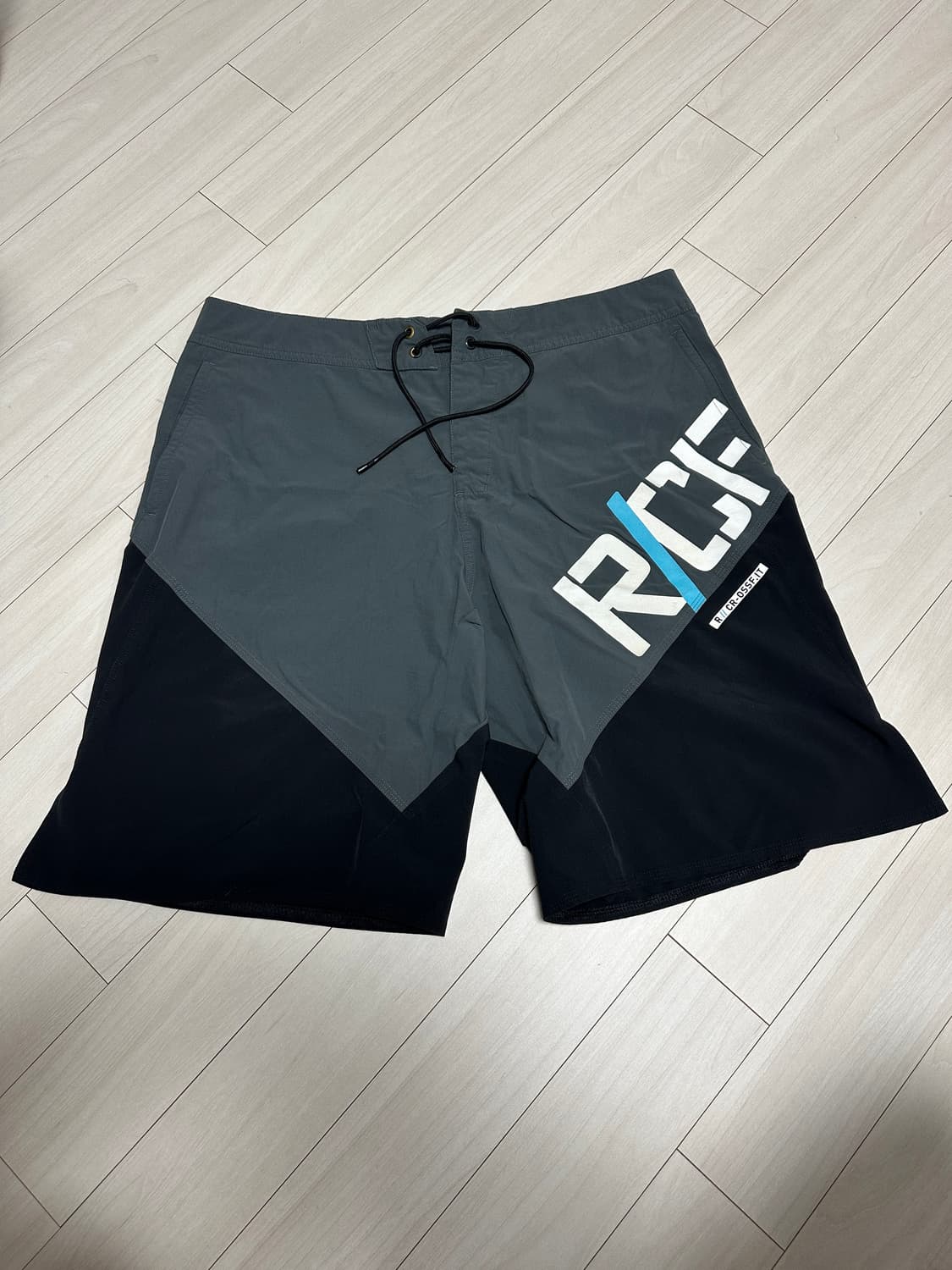 리복 헬스 러닝 크로스핏 운동 반바지 팝니다! 상품이미지7