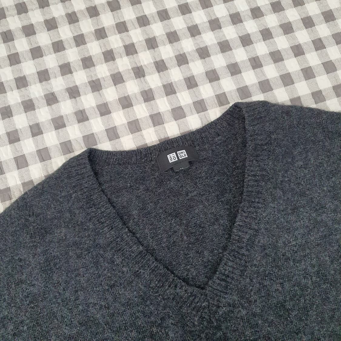 유니클로 울100 브이넥 니트 남자95 상품이미지2