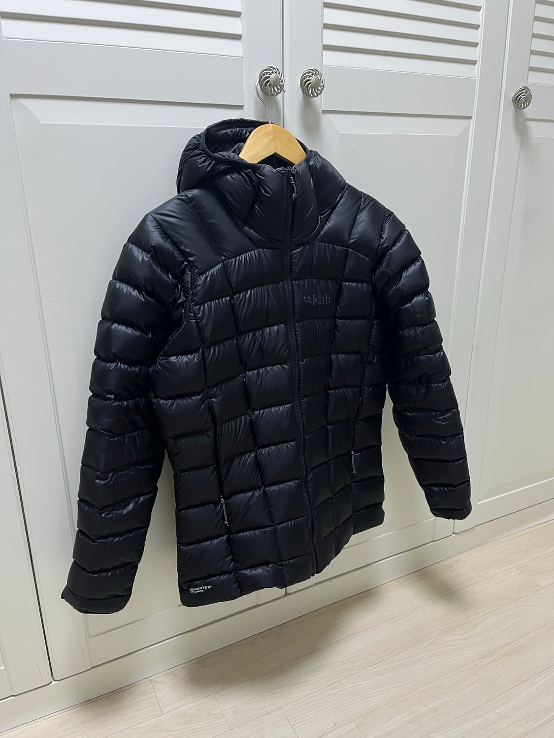 Rab 미틱 알파인 경량다운 상품이미지1