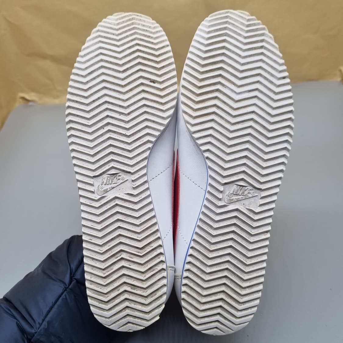 나이키 코르테즈 흰빨파 운동화250  상품이미지3