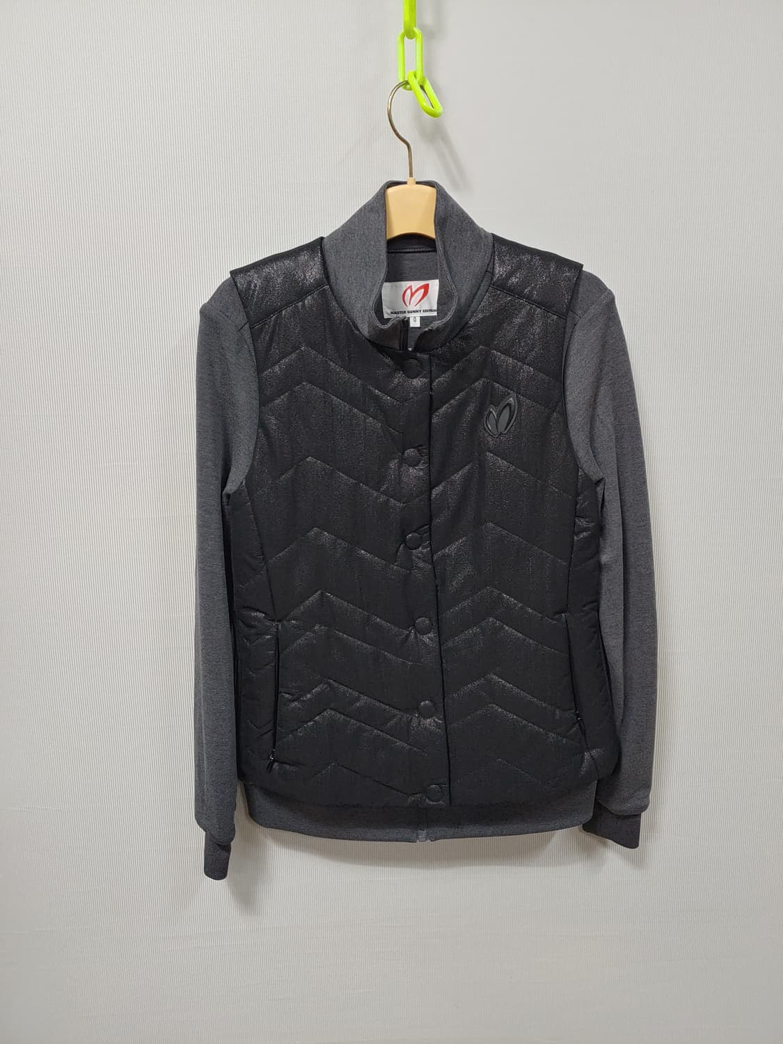 마스터바니 에디션 니트 패딩 조끼 블랙 여성0 상품이미지1