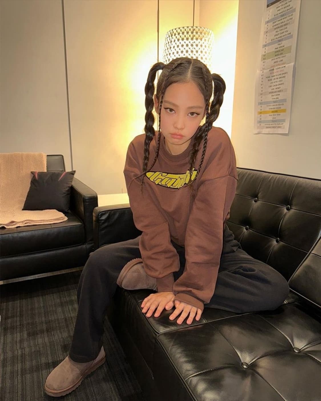 (제니착용) (L) 가니 여성 로고 맨투맨 커피 상품이미지2