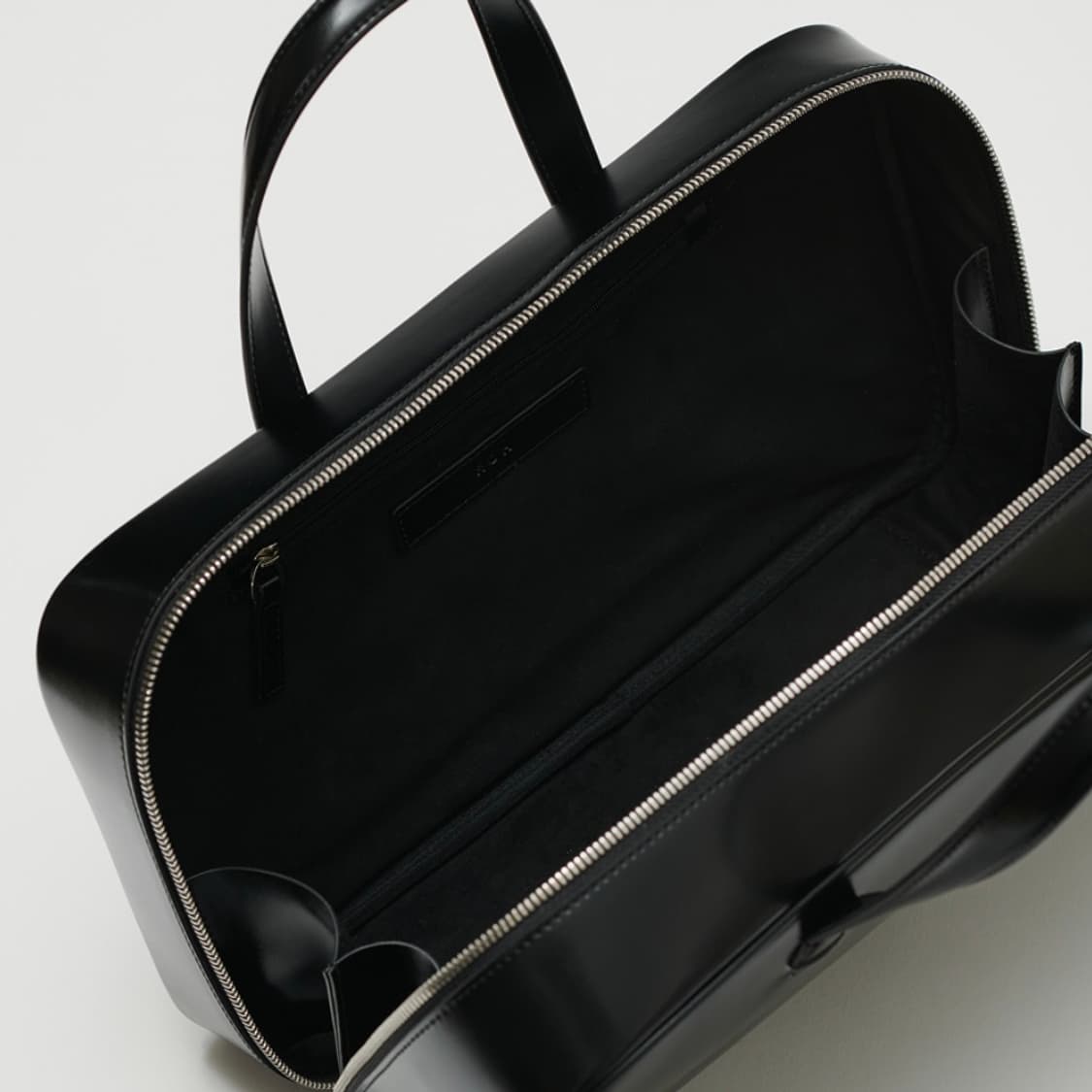 로서울 라지 틴 스퀘어 토트백 글로시 블랙 상품이미지3