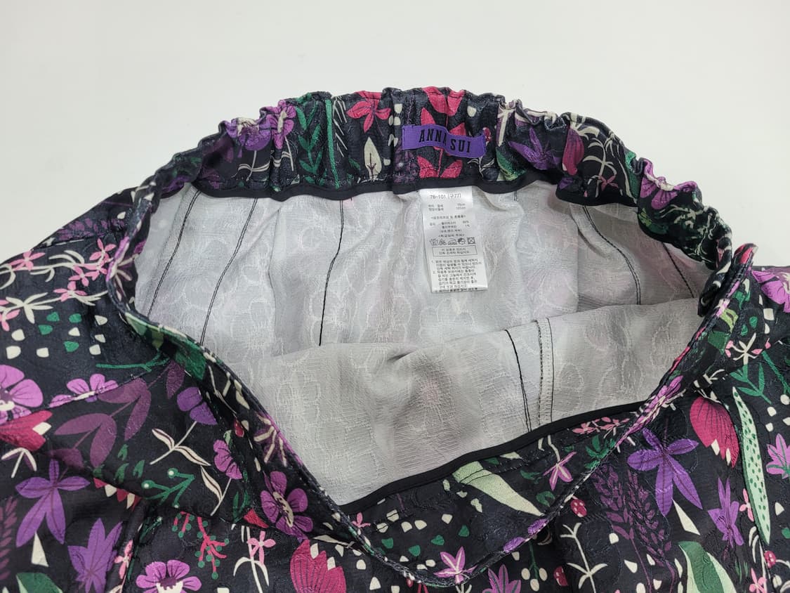 ANNA SUI 안나수이 24SS 플라워 뒷밴딩 스커트 / 여 77  상품이미지7
