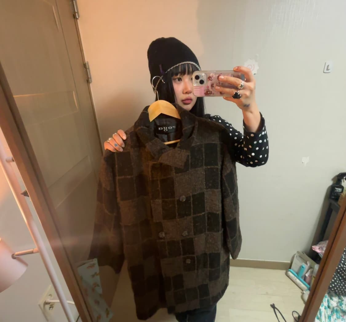 브라운 체크 부클 코트 상품이미지1