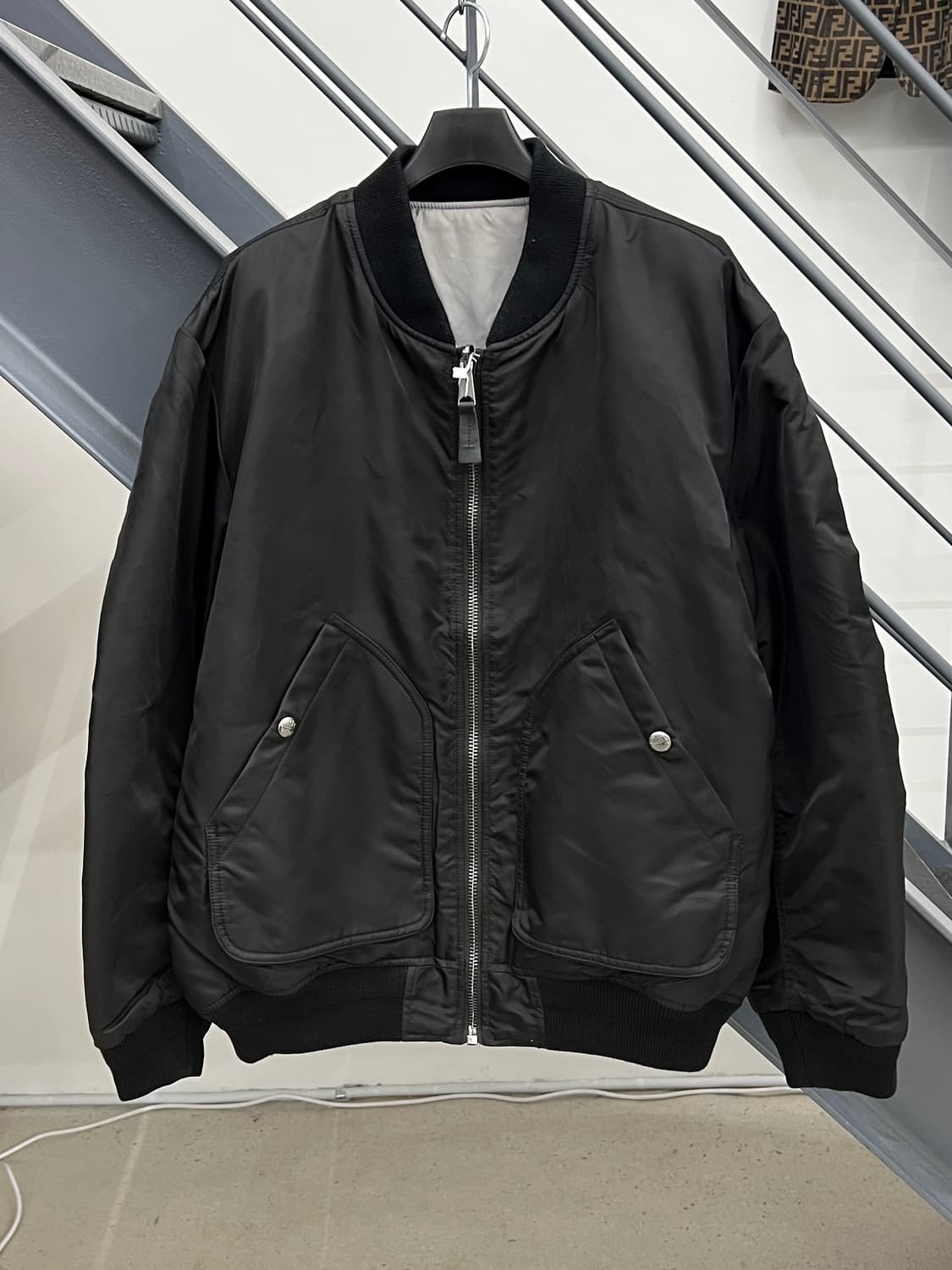 디젤 23FW 마탄 리버시블 봄버 자켓 상품이미지3