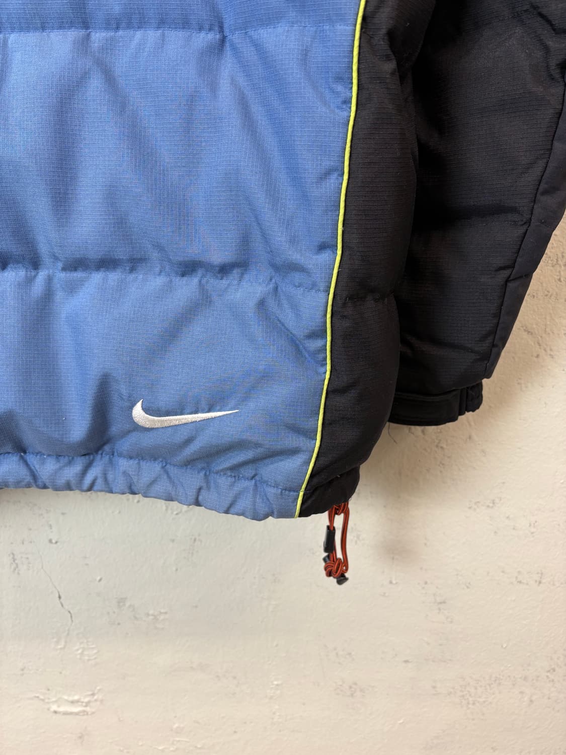 나이키 ACG 90s 올드스쿨 립스탑 다운 패딩 상품이미지4