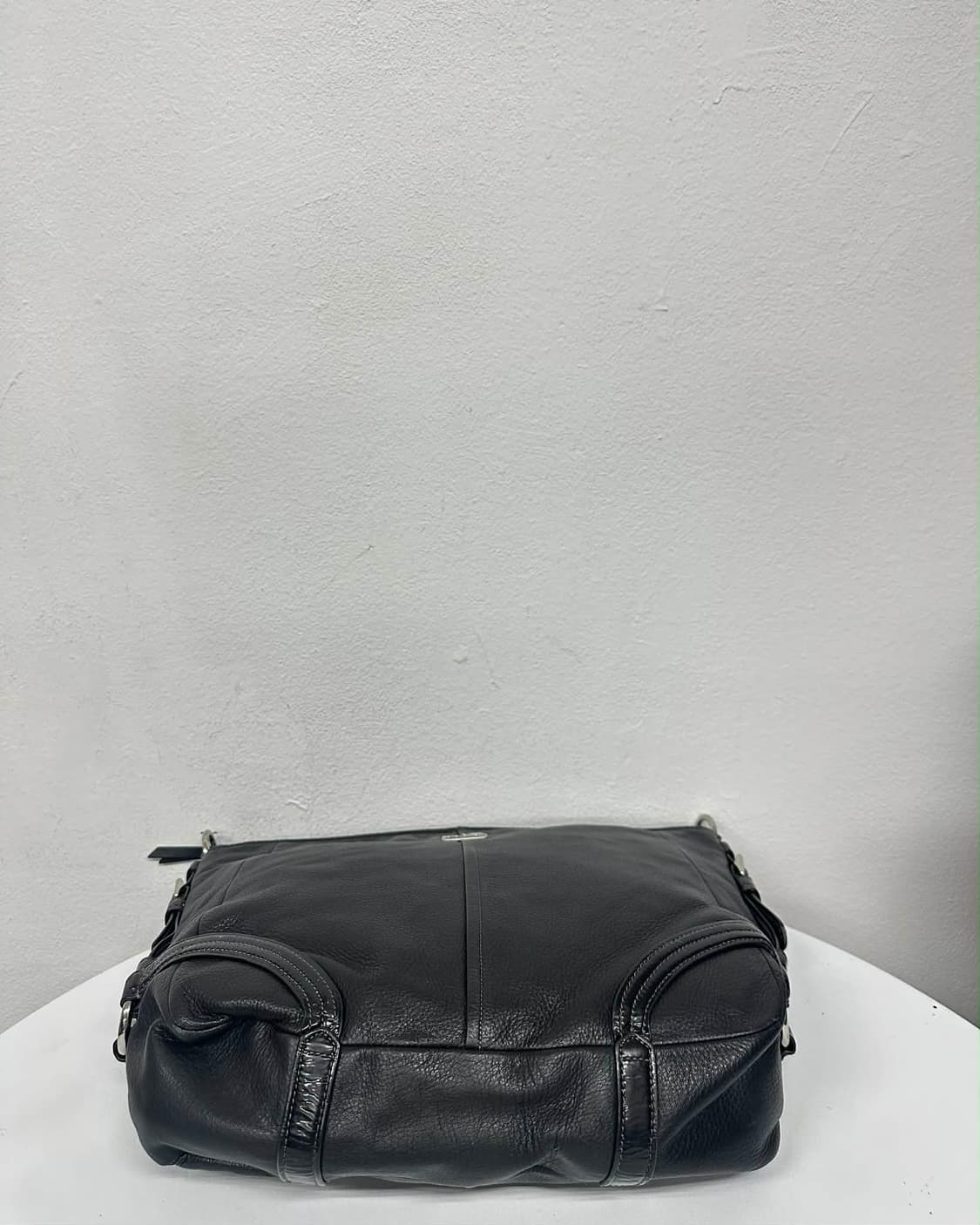 코치 가죽 호보 숄더백 상품이미지5