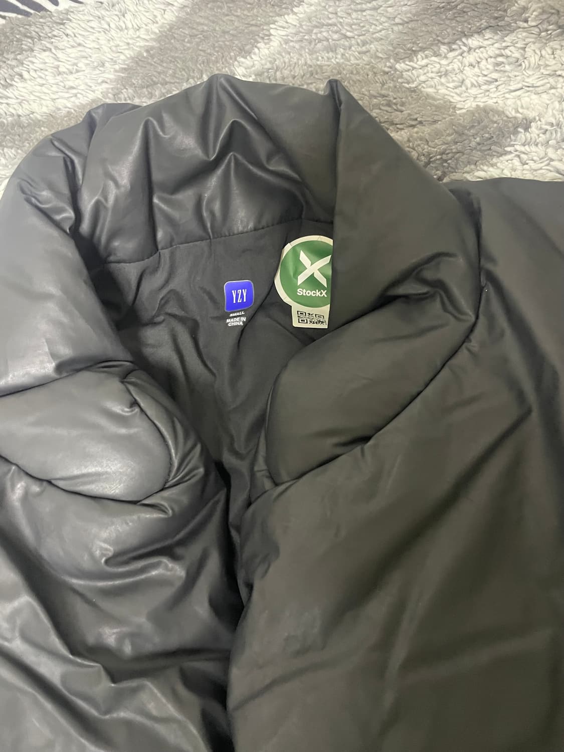 이지갭 라운드 자켓 v1 패딩 블랙 S사이즈 새상품 상품이미지2