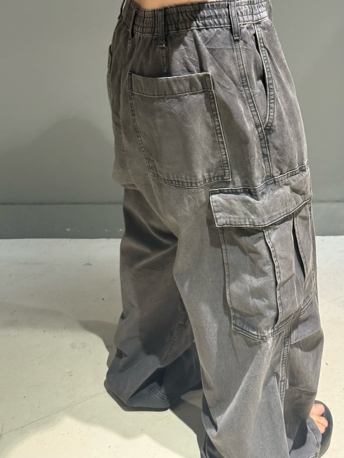 GU super-wide denim cargo pants 상품이미지3