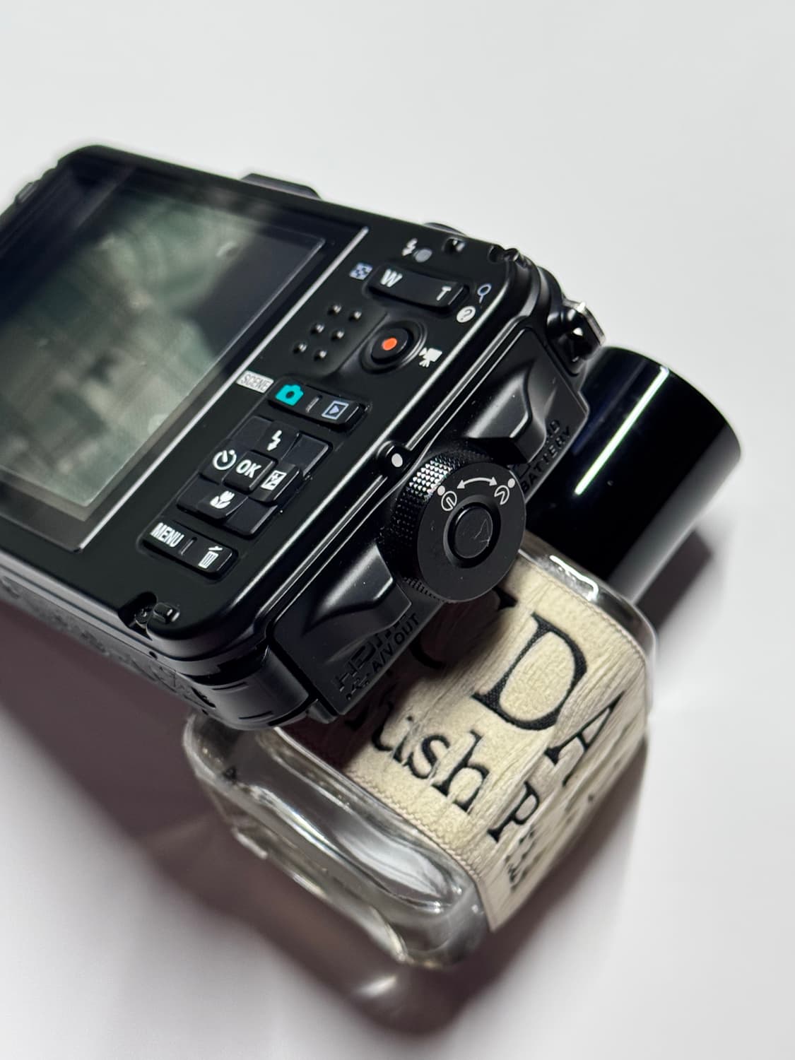 초극미품)니콘 쿨픽스 aw100 카모(풀박스) 상품이미지3