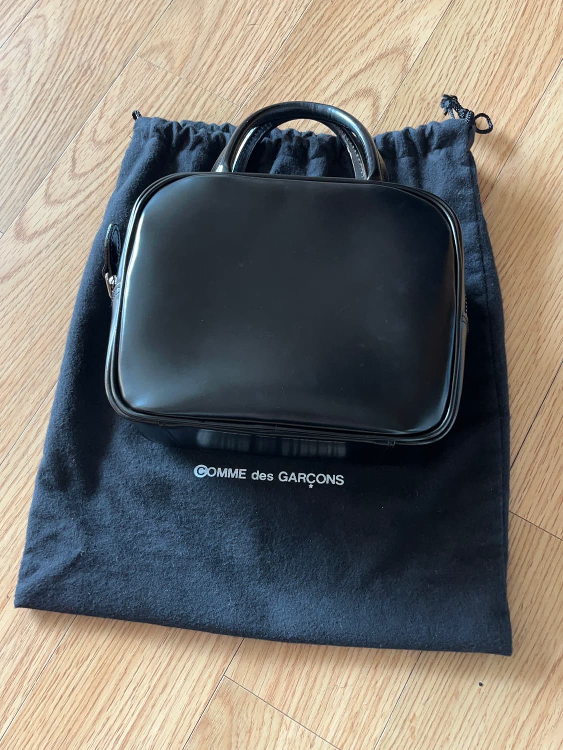 꼼데가르송 아오야마백 스퀘어 1호 상품이미지4