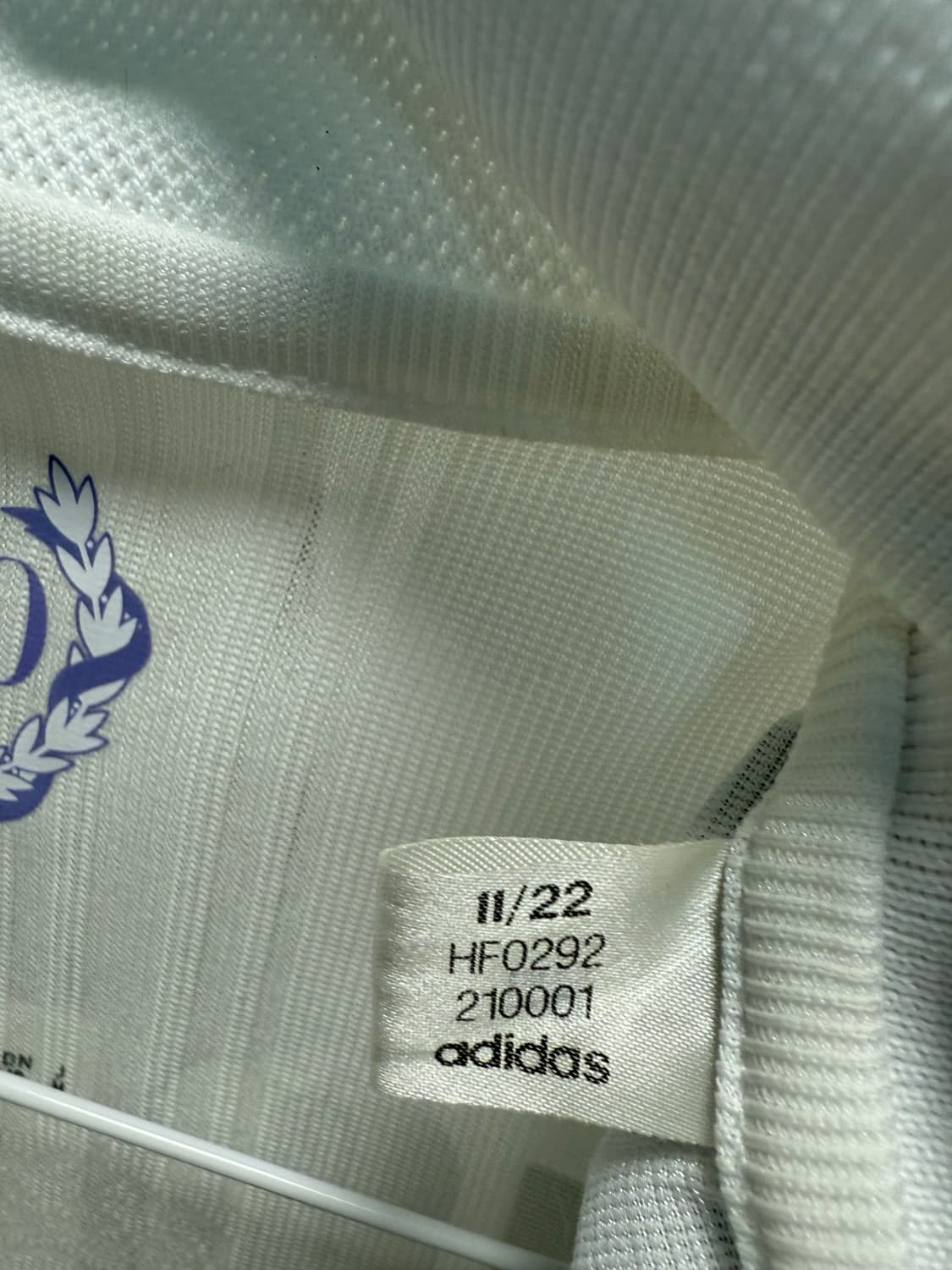 22-23 레알 마드리드 어센틱 모드리치 유니폼 상품이미지4