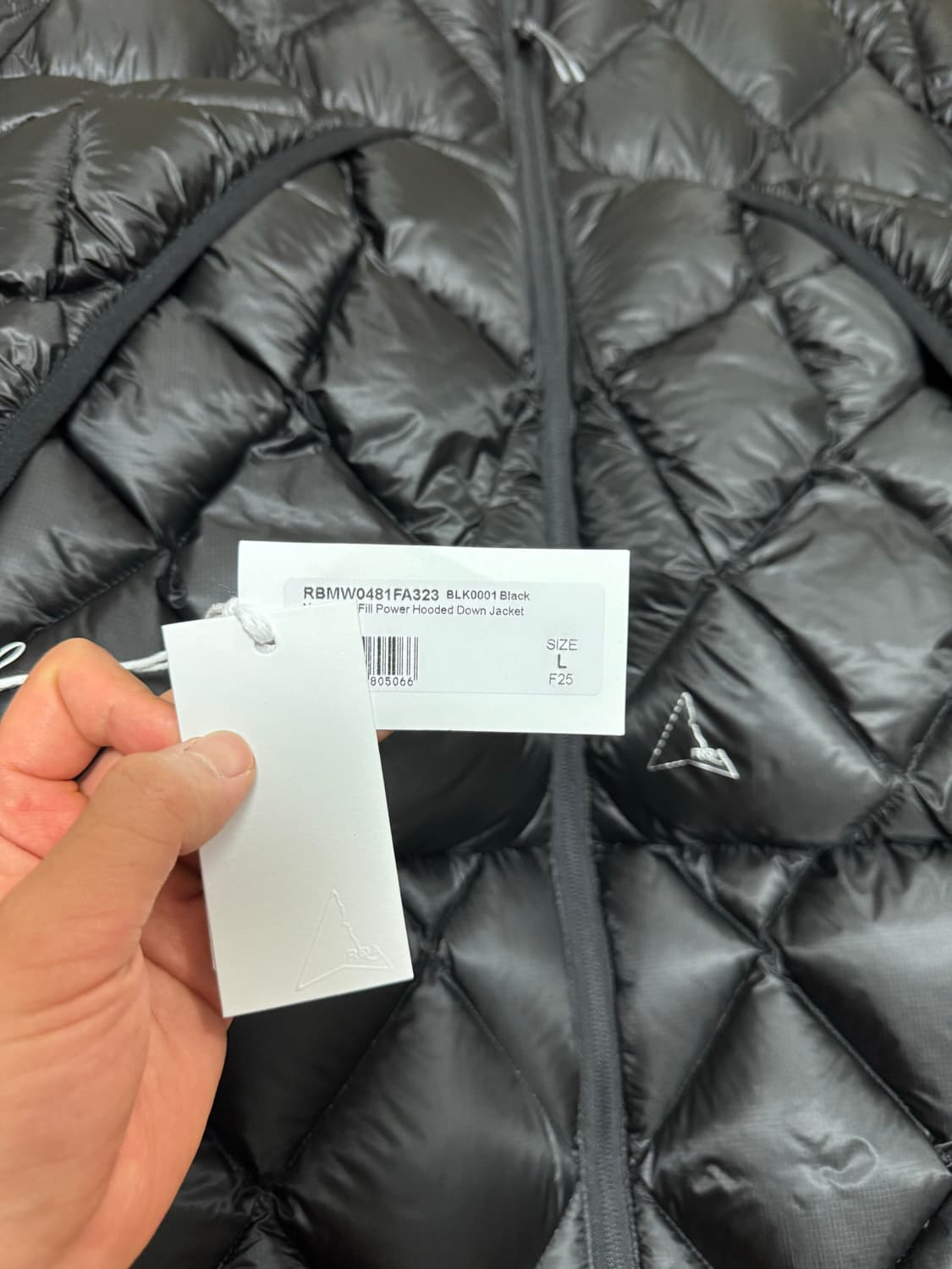 로아 누나 800 25fw 블랙 라지 상품이미지1