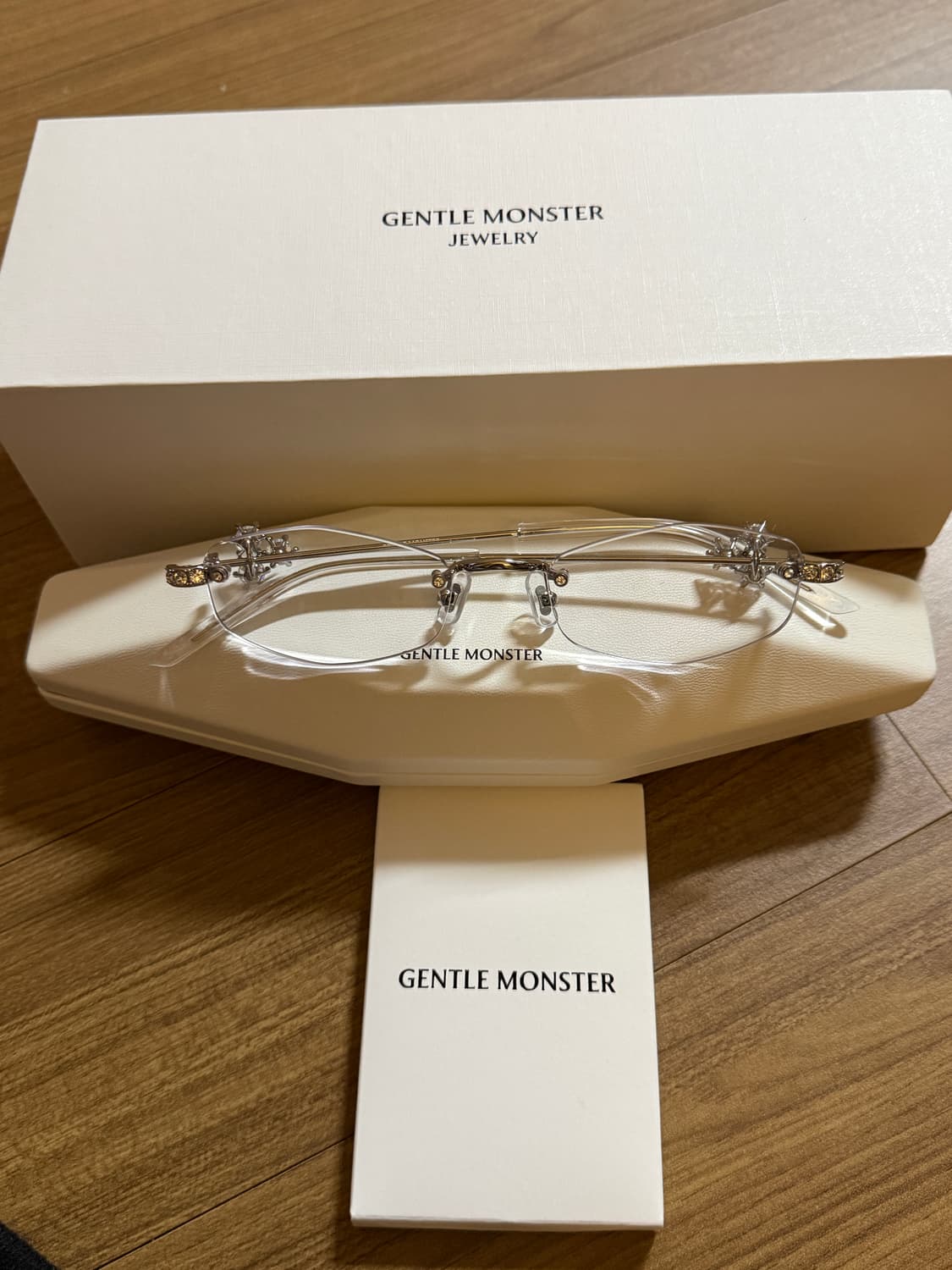 젠틀 몬스터 글리츠 02 실버 클리어 상품이미지5