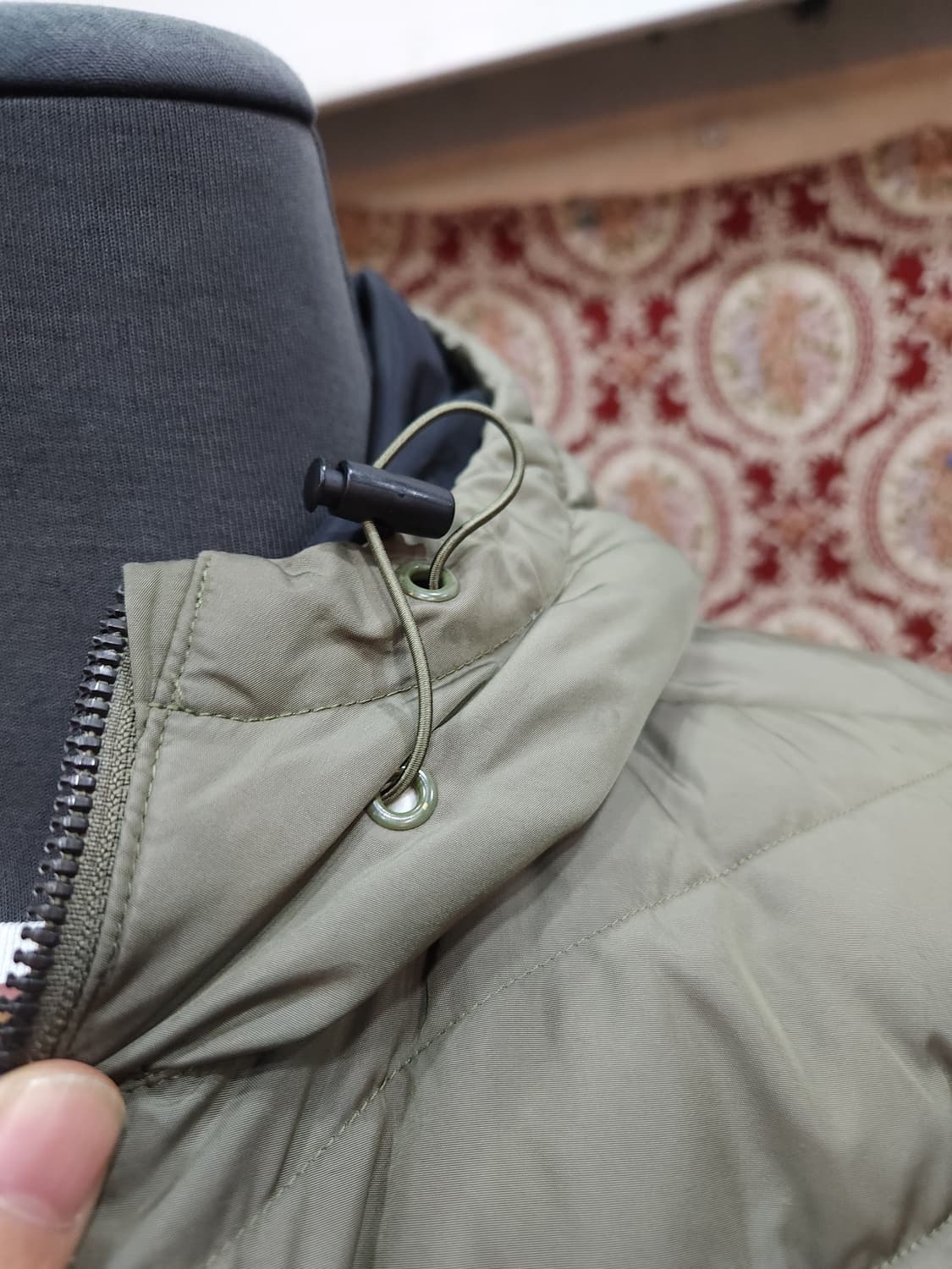 나이키 하이퍼 어댑트 구스 다운
​
 상품이미지3