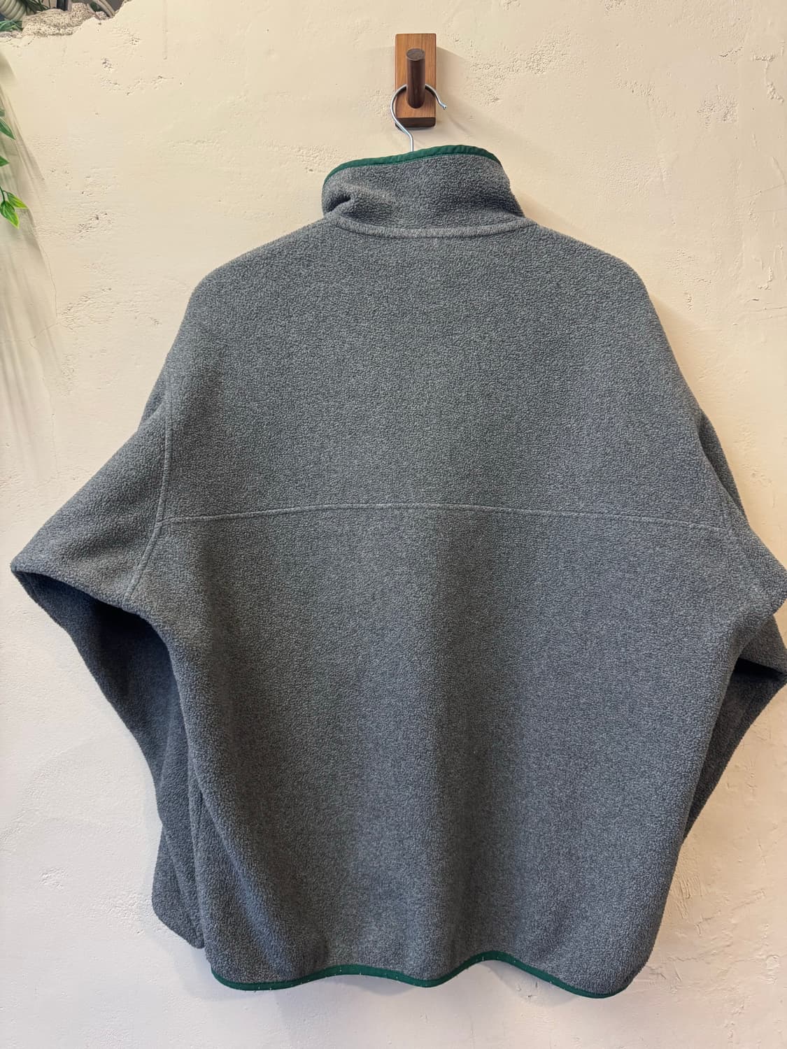 파타고니아 신칠라 그레이 그린 m 상품이미지4