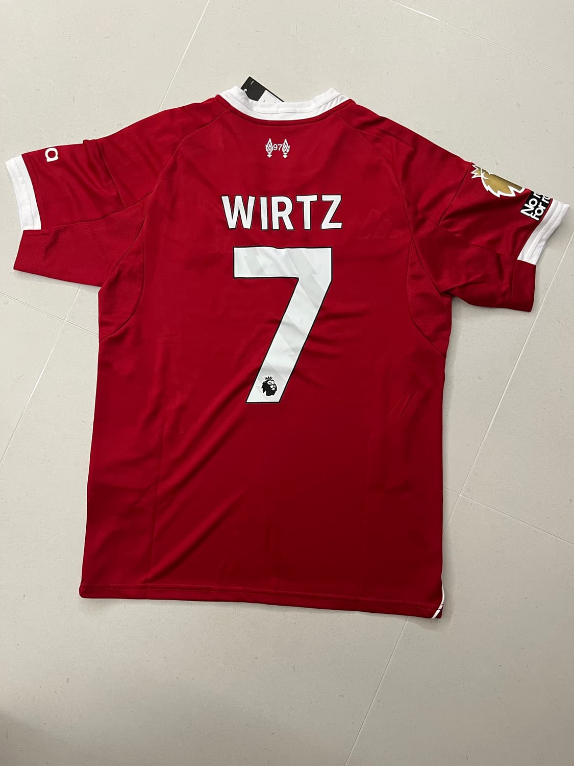 리버풀 25/26 유니폼 (택 포함) 상품이미지2