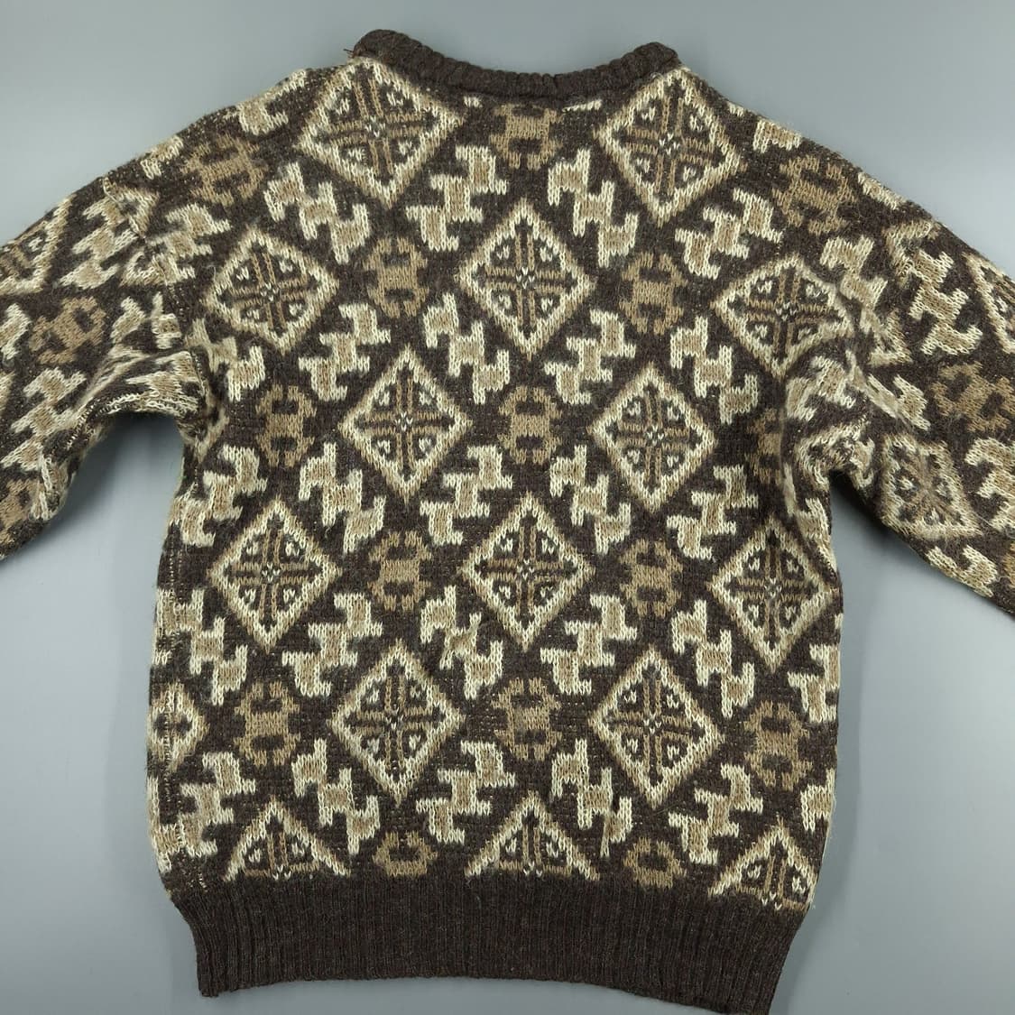 빈티지 브라운 베이지 멀티컬러 에스닉 패턴 퓨어울100 라운드넥 니트 상품이미지8