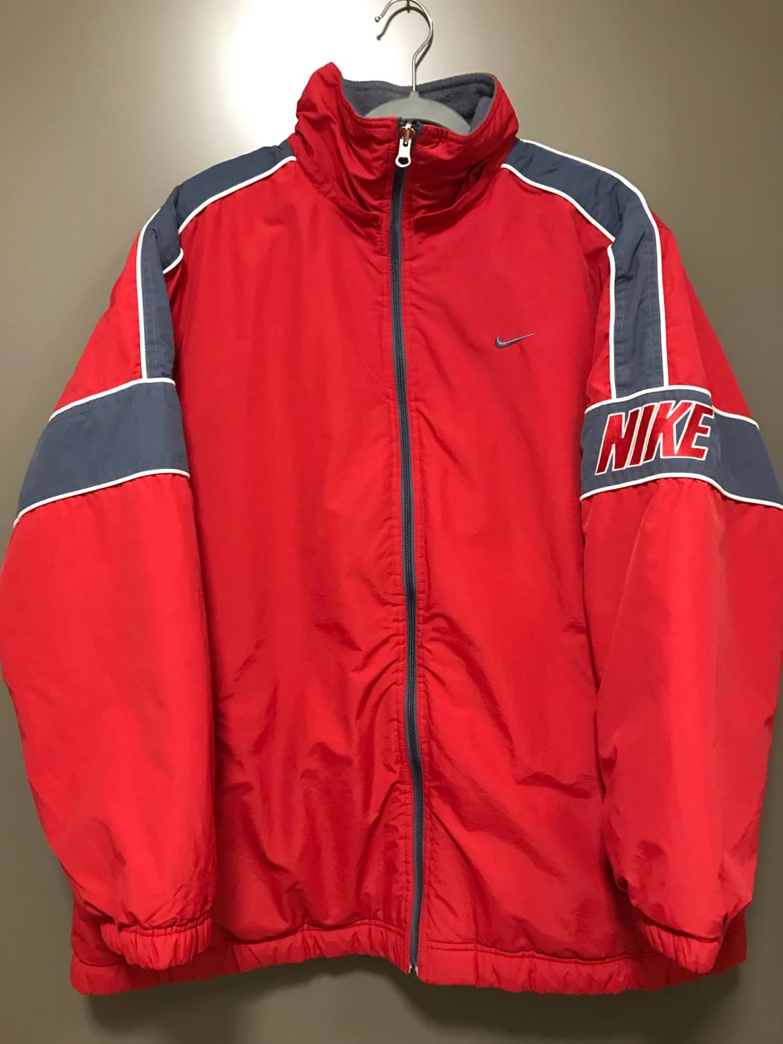 나이키 빅로고 양면 점퍼 상품이미지1