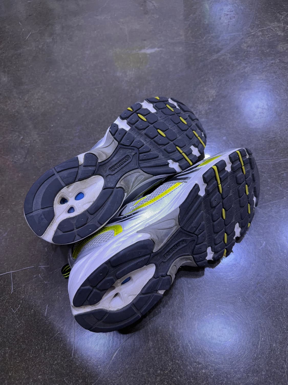 뉴발란스 530 실버옐로우 스니커즈 245 상품이미지8