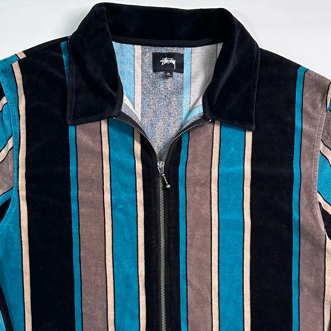 스투시 벨루아 스트라이프 풀 집업  상품이미지2