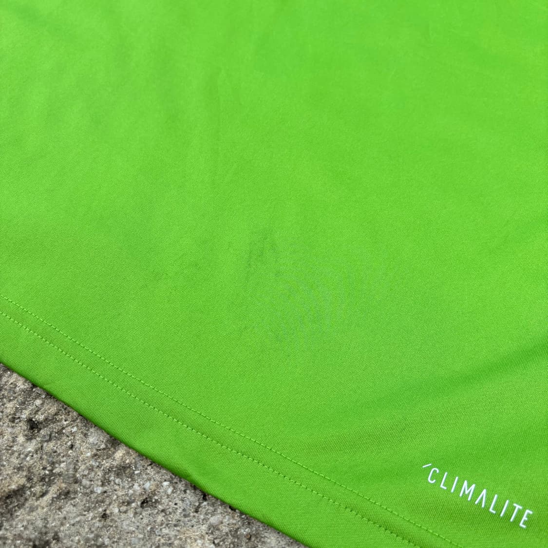 아디다스 빈티지 블록코어 반팔티 M 상품이미지5