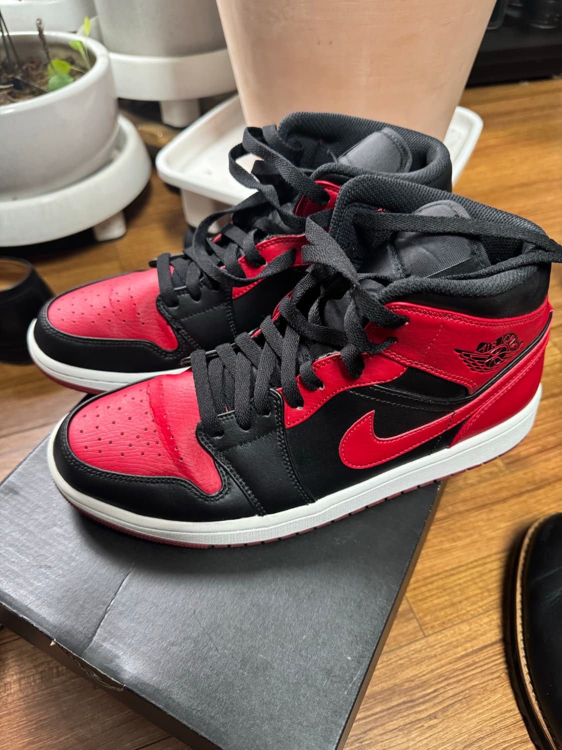 나이키 에어조던1 미드 브레드 밴드 2020 554724-074 270사 상품이미지1