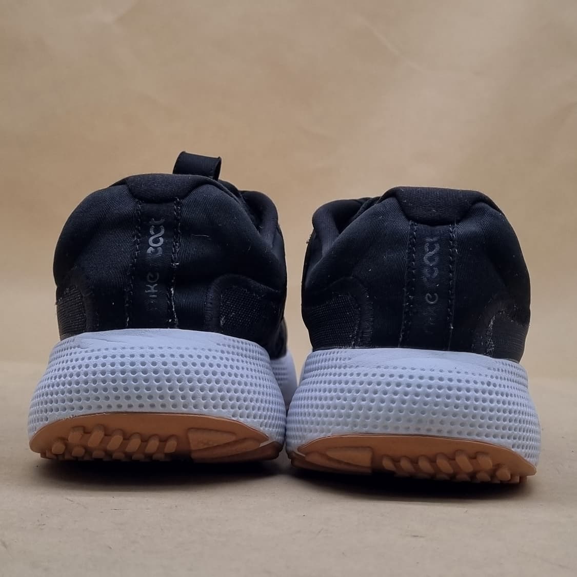 나이키 이스케이프런 여성운동화240  상품이미지4