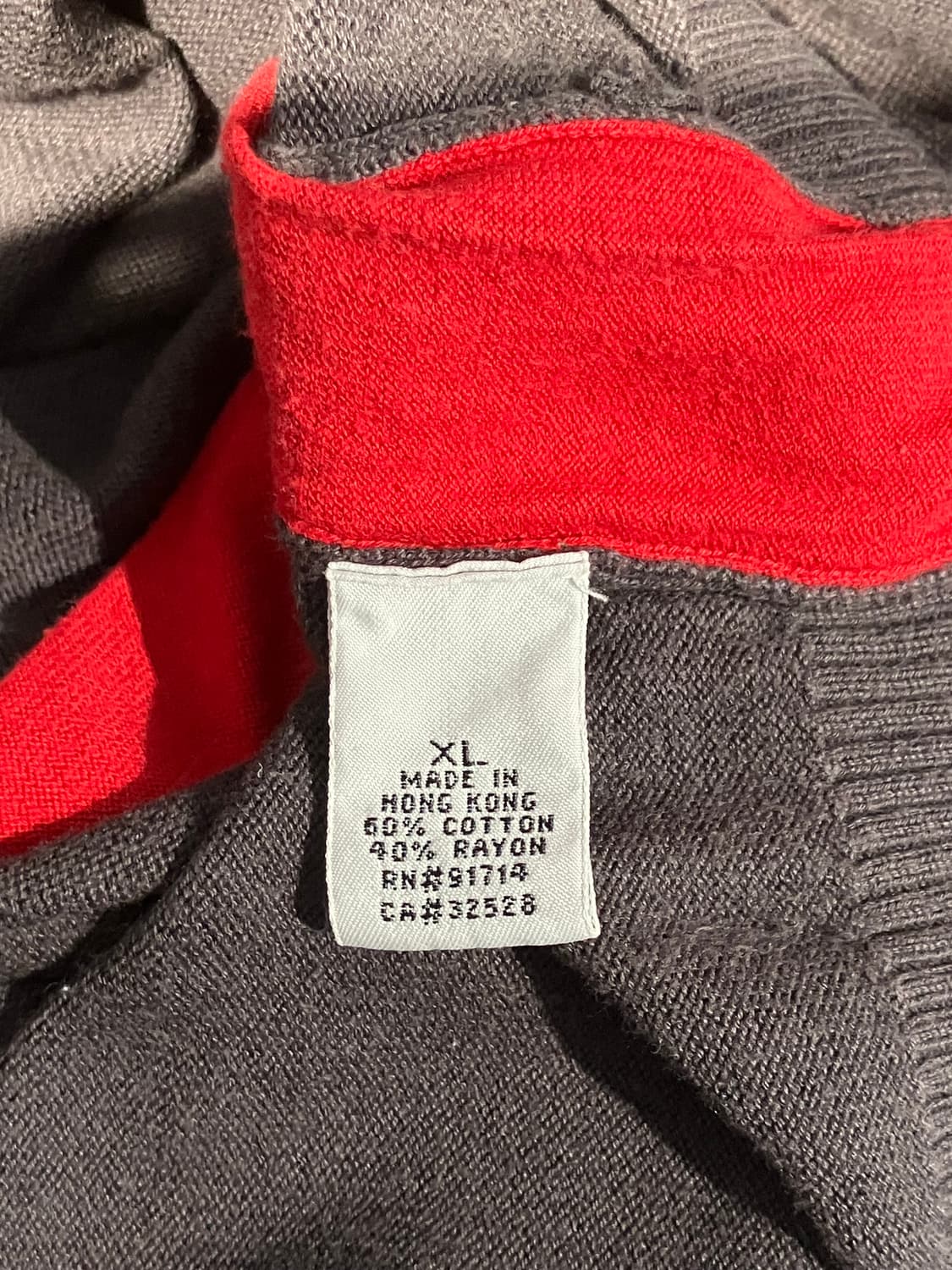 Armani Exchange 레드 로고 라인 니트 상품이미지8