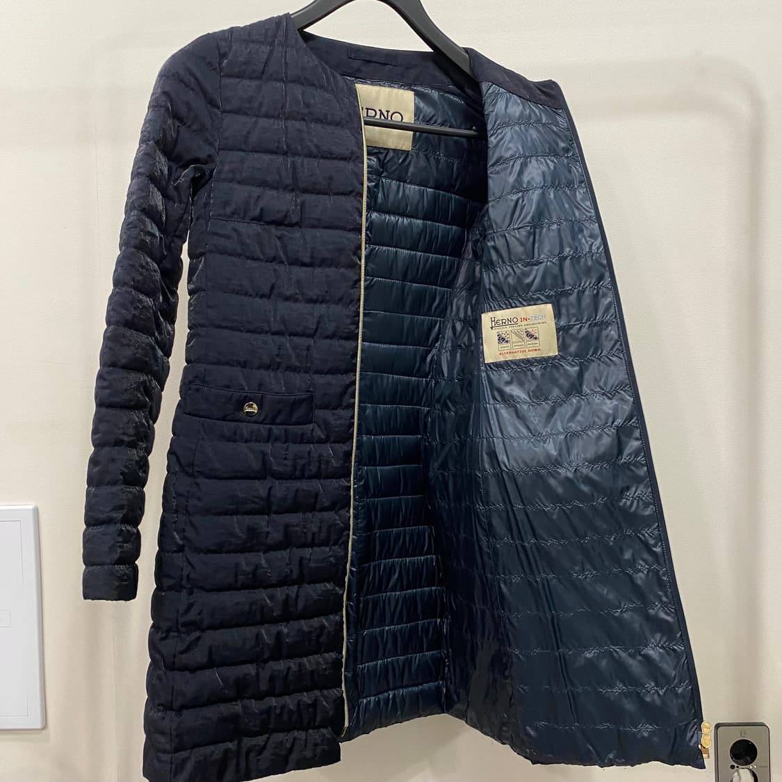 에르노 인테크 경량 패딩 코트 매장판 상품이미지6