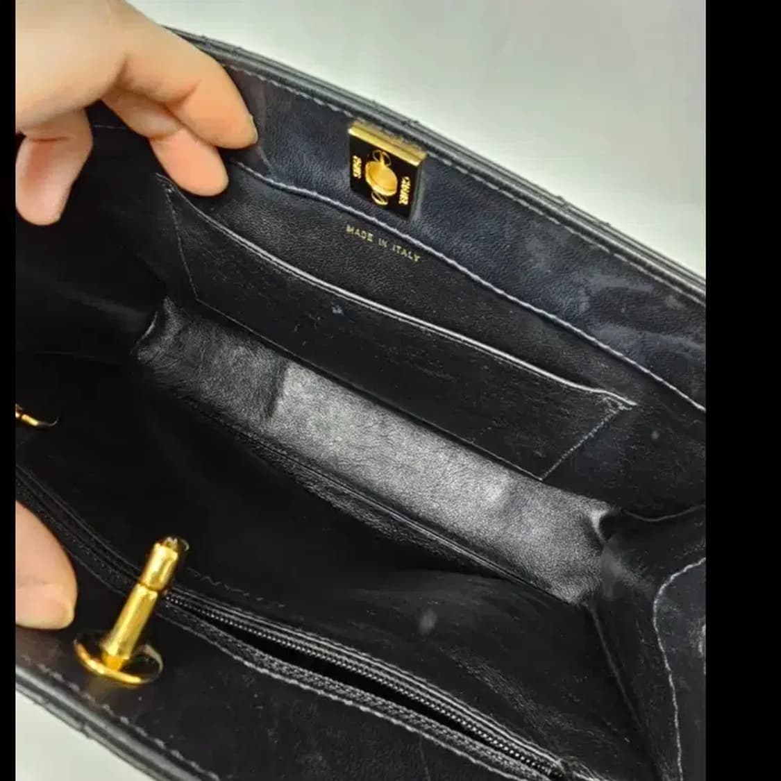 샤넬 퀼팅 숄더백 블랙 상품이미지3