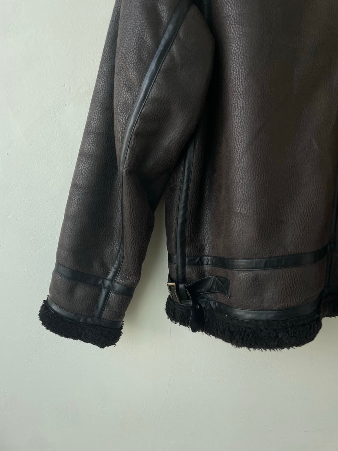 Body wave 무스탕 M 상품이미지4