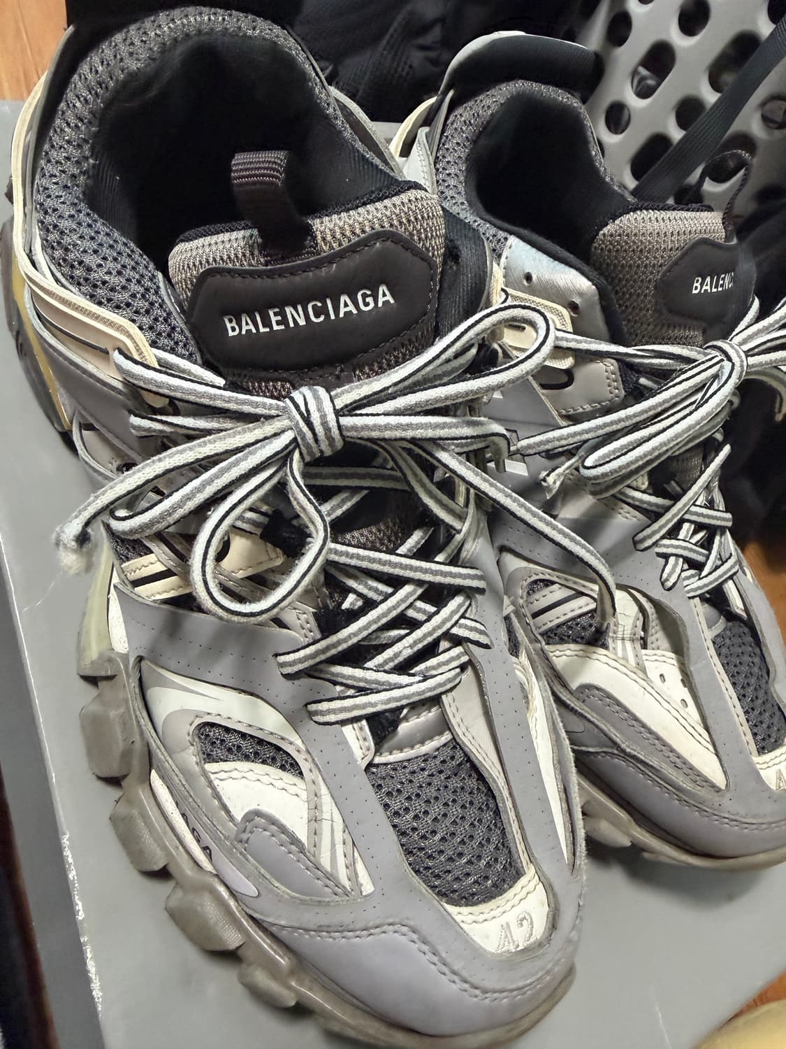 발렌시아가 트랙 그레이 42 상품이미지7