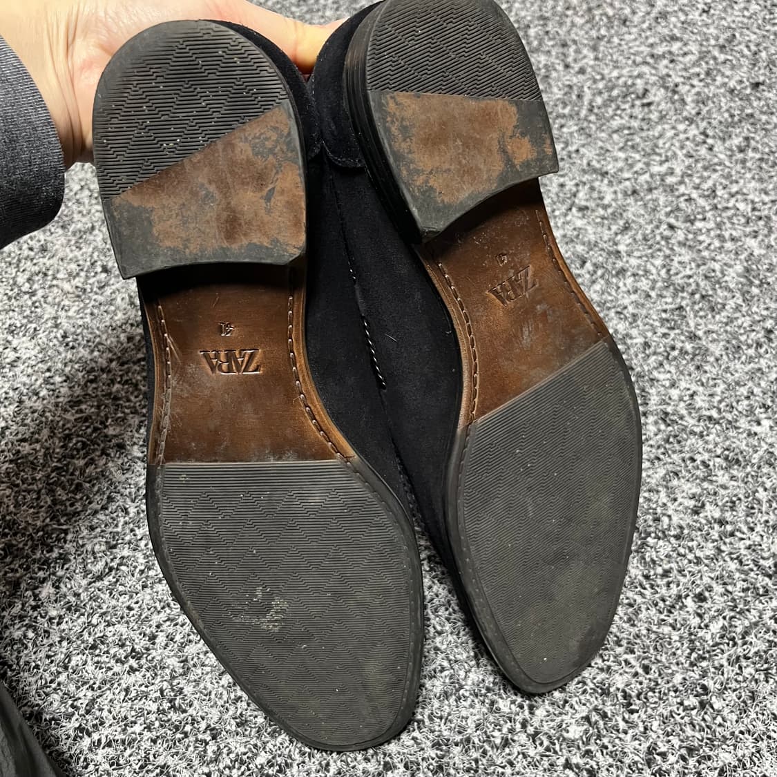 자라 ZARA 스웨이드 블랙 태슬 로퍼 구두 41 상품이미지4