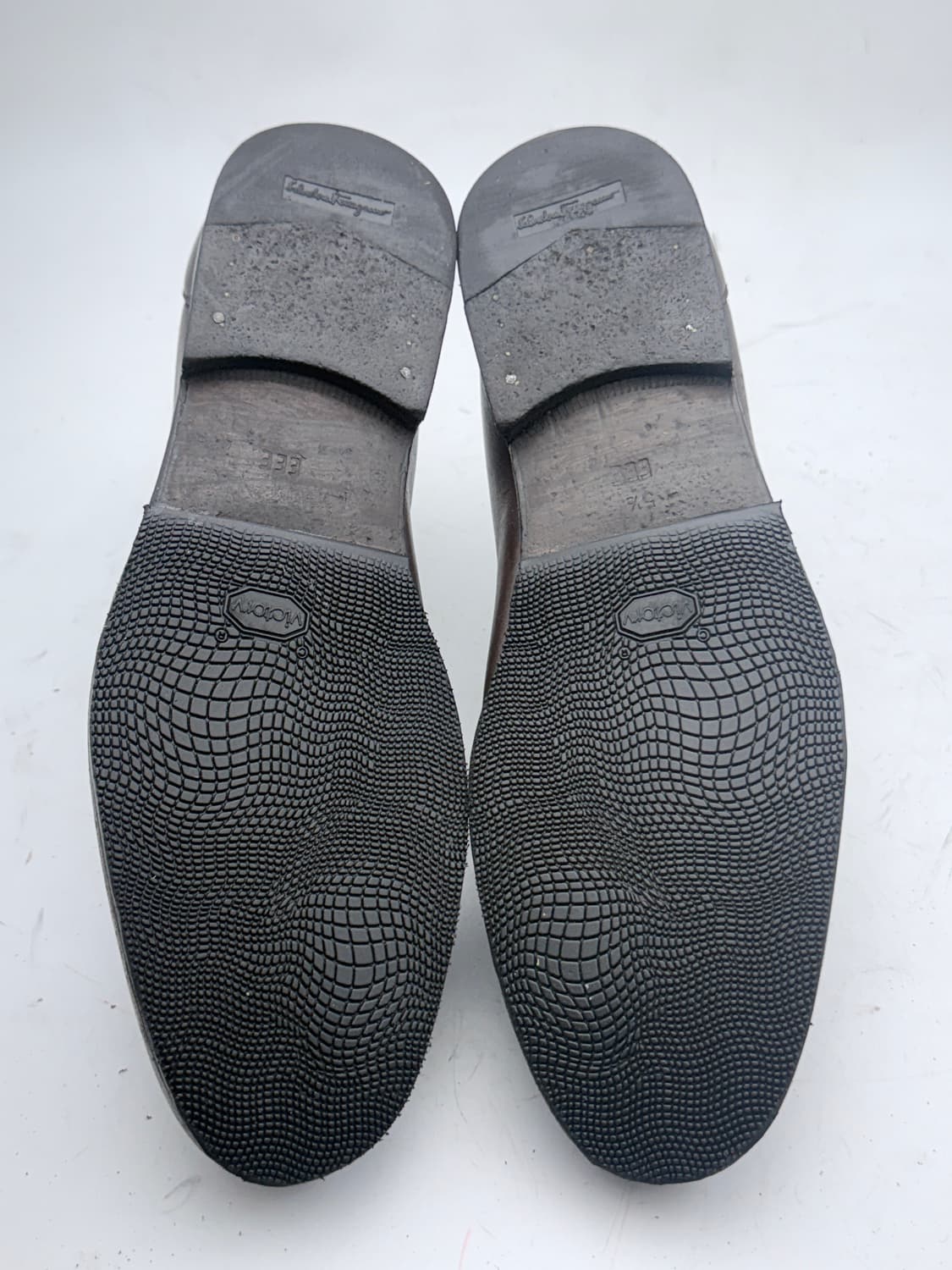 정품)페라가모250 상품이미지9