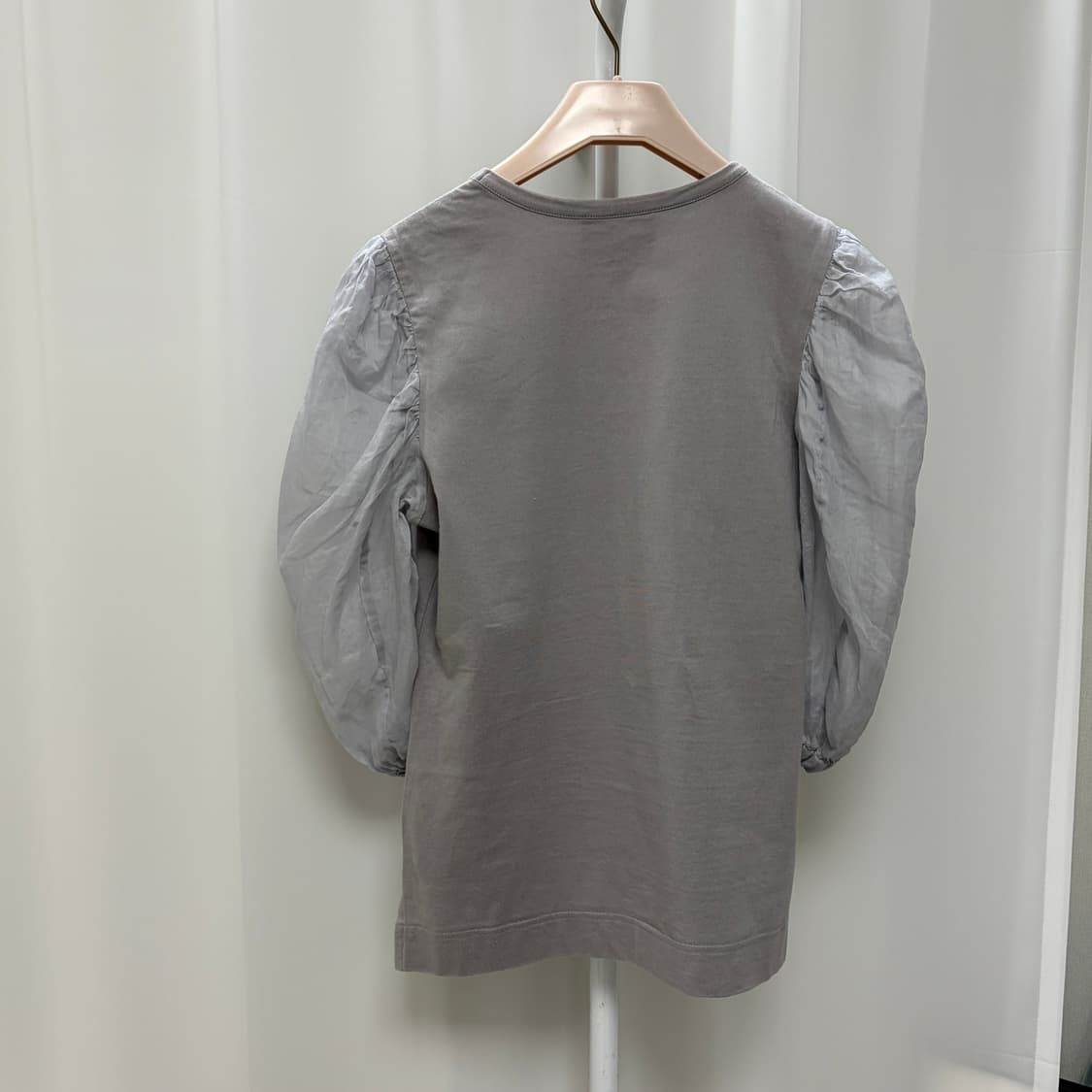 비비안웨스트우드 소매 퍼프 반팔 티셔츠 그레이 상품이미지3