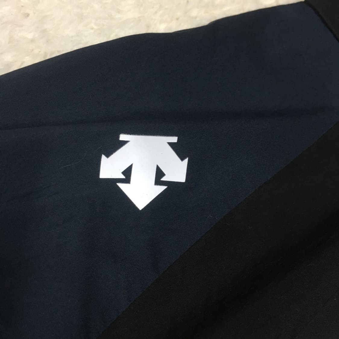 데상트 베이스볼 바람막이자켓 만원샵 CC04 상품이미지2