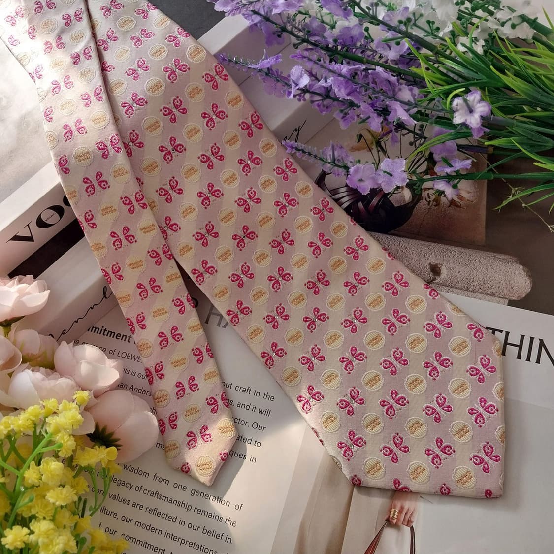 밀라숀 실크 핑크 도트 패턴 넥타이 9.5cm A+등급 K1315
 상품이미지2