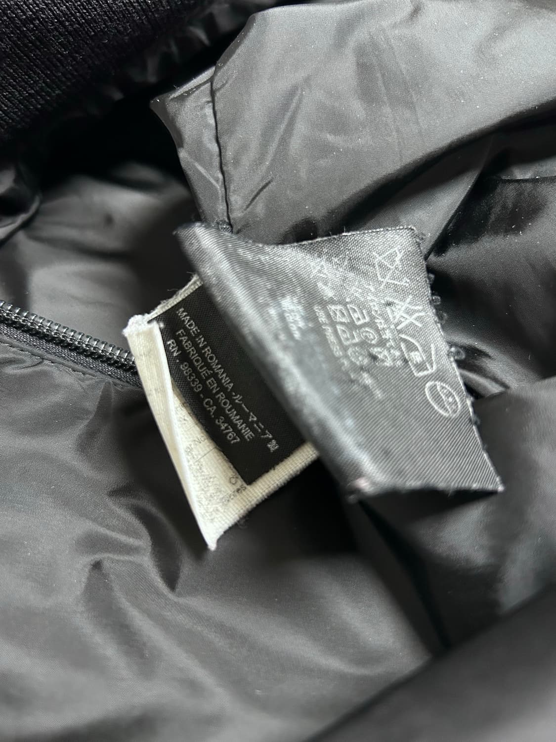 프라다스포츠 하이넥 경량 패딩 L 상품이미지5