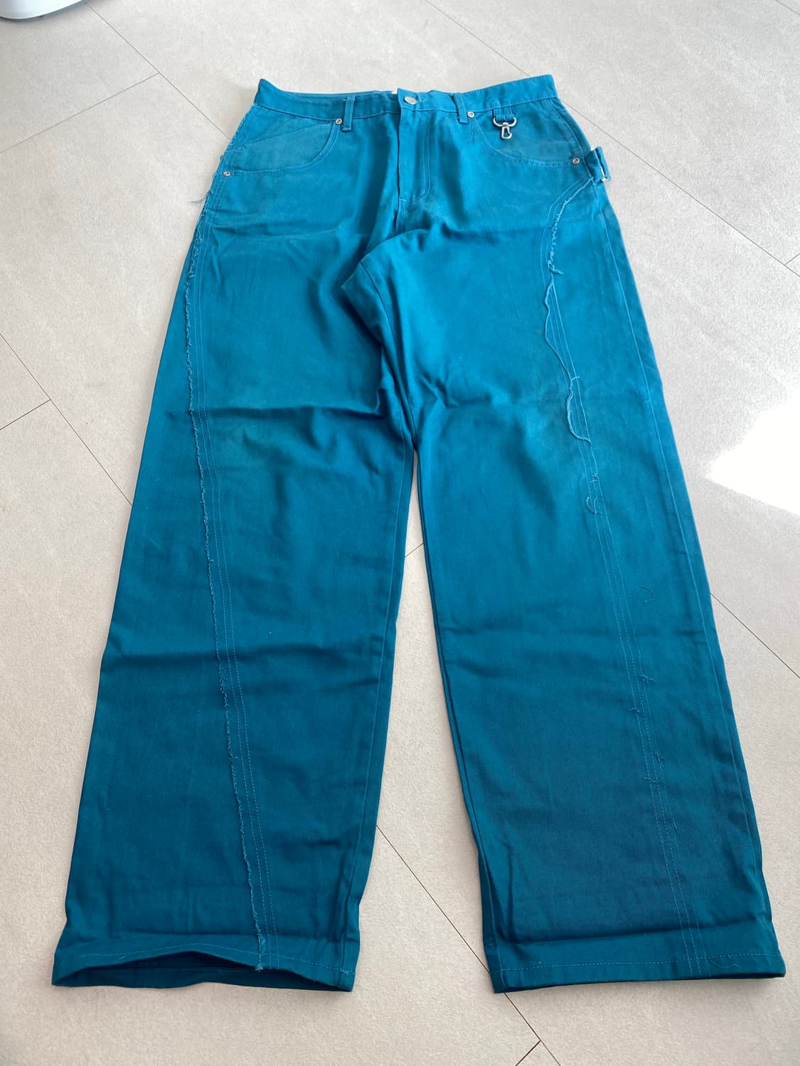 감마갤러리 도킹 라인 팬츠 L사이즈 판매합니다. 상품이미지1